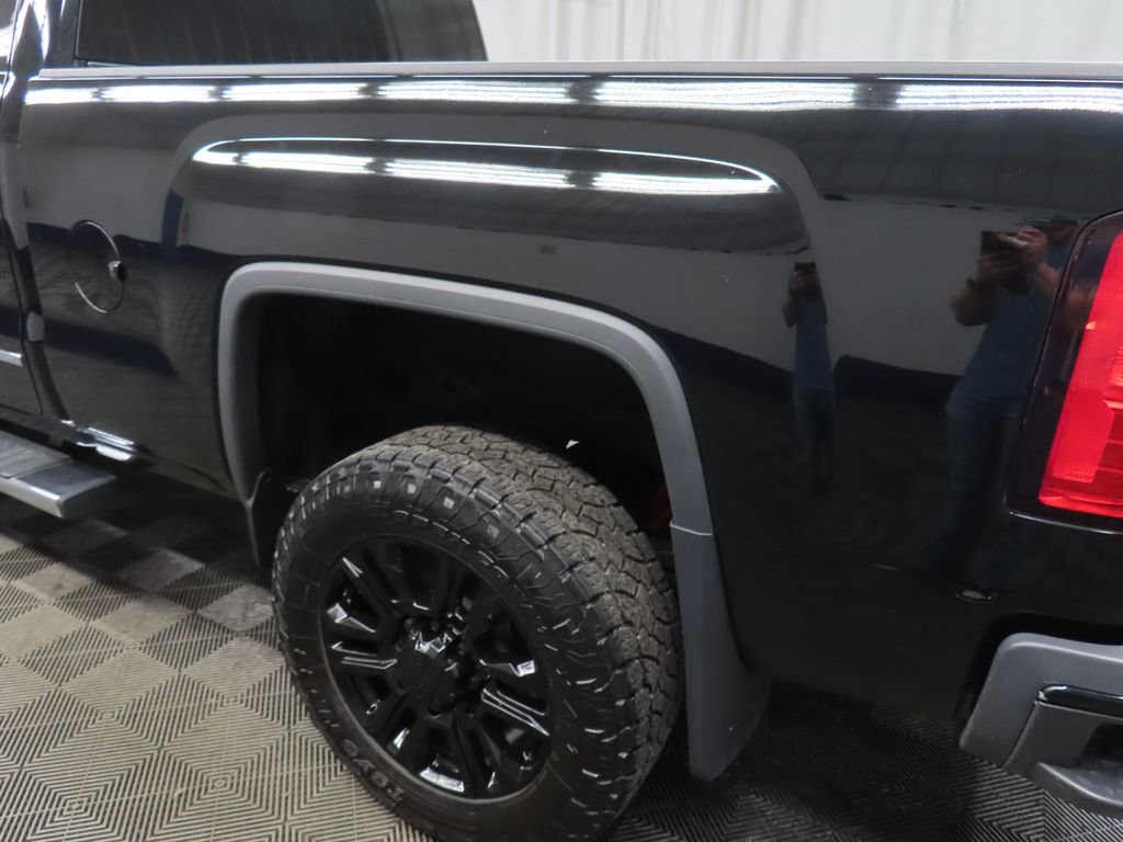 Used 2015 GMC Sierra 2500 Denali w/ Duramax Plus Package AWD/4WD image 39