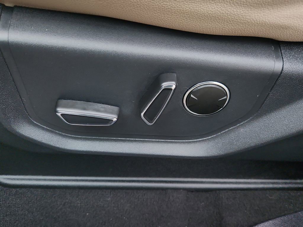 Used 2024 Ford Expedition Limited AWD/4WD image 8