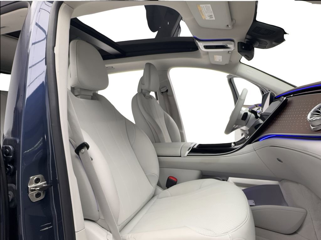 Used 2023 Mercedes-Benz EQE 350+ SUV w/ Exclusive Trim Package image 41