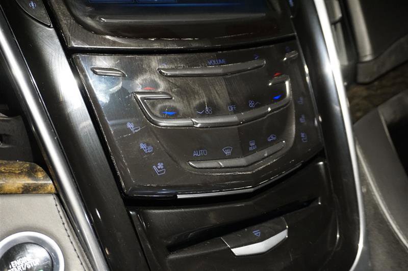 Used 2016 Cadillac Escalade Platinum image 17