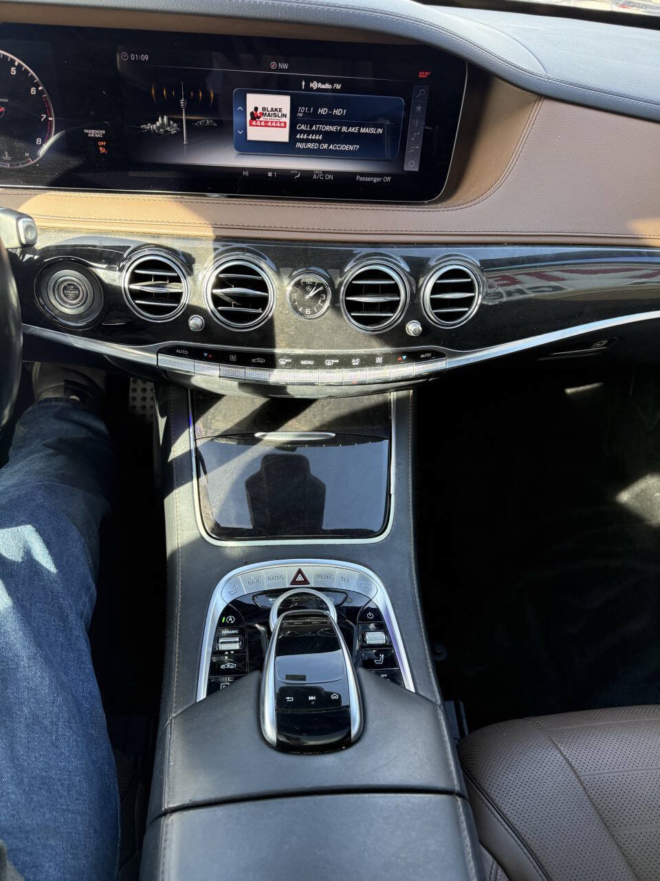 Used 2018 Mercedes-Benz S 560 Sedan image 24