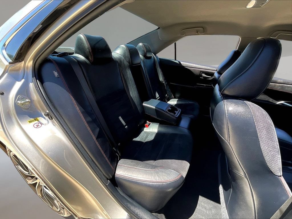 Used 2015 Toyota Camry XSE FWD image 24