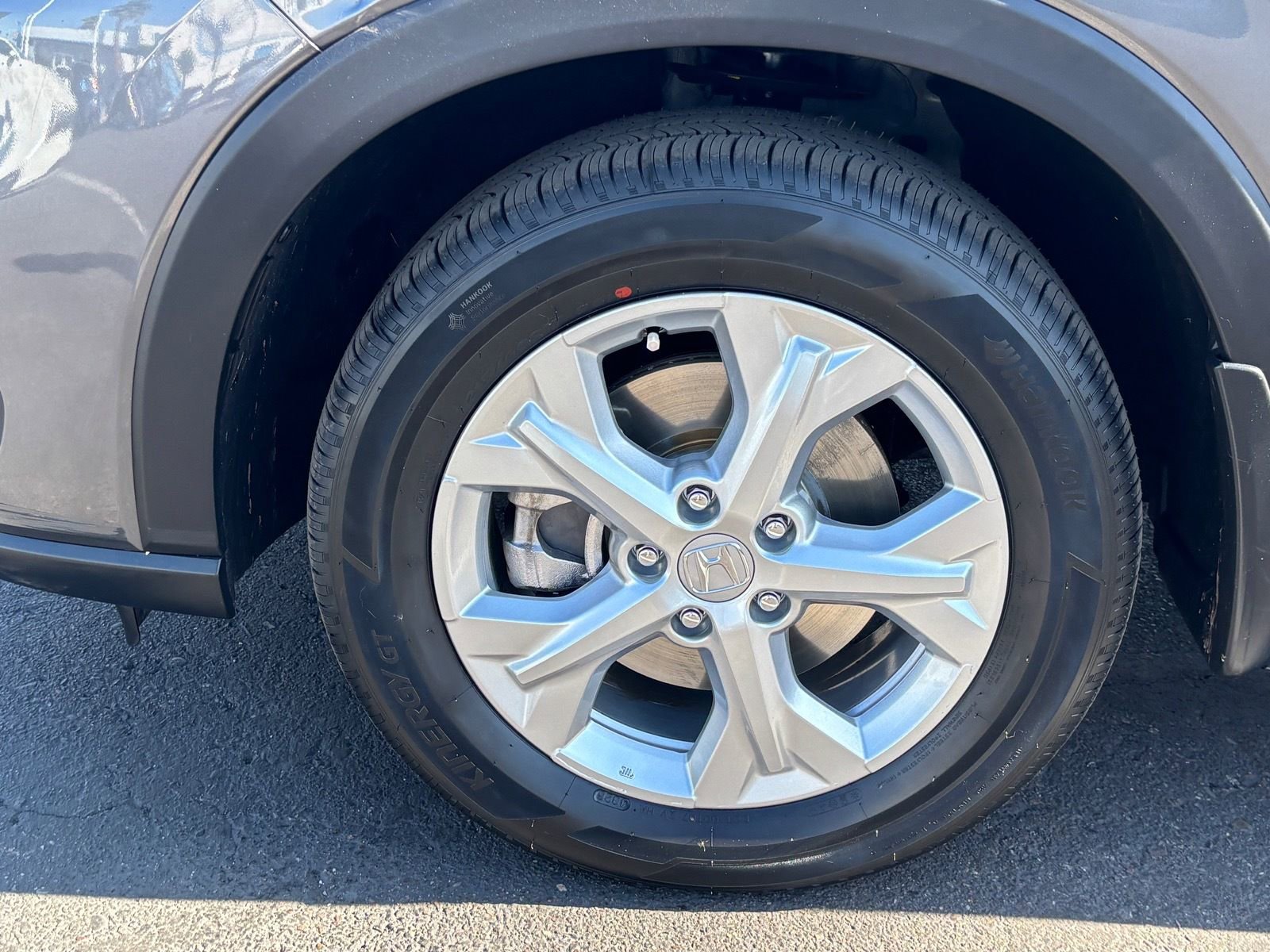 Used 2024 Honda HR-V LX image 11