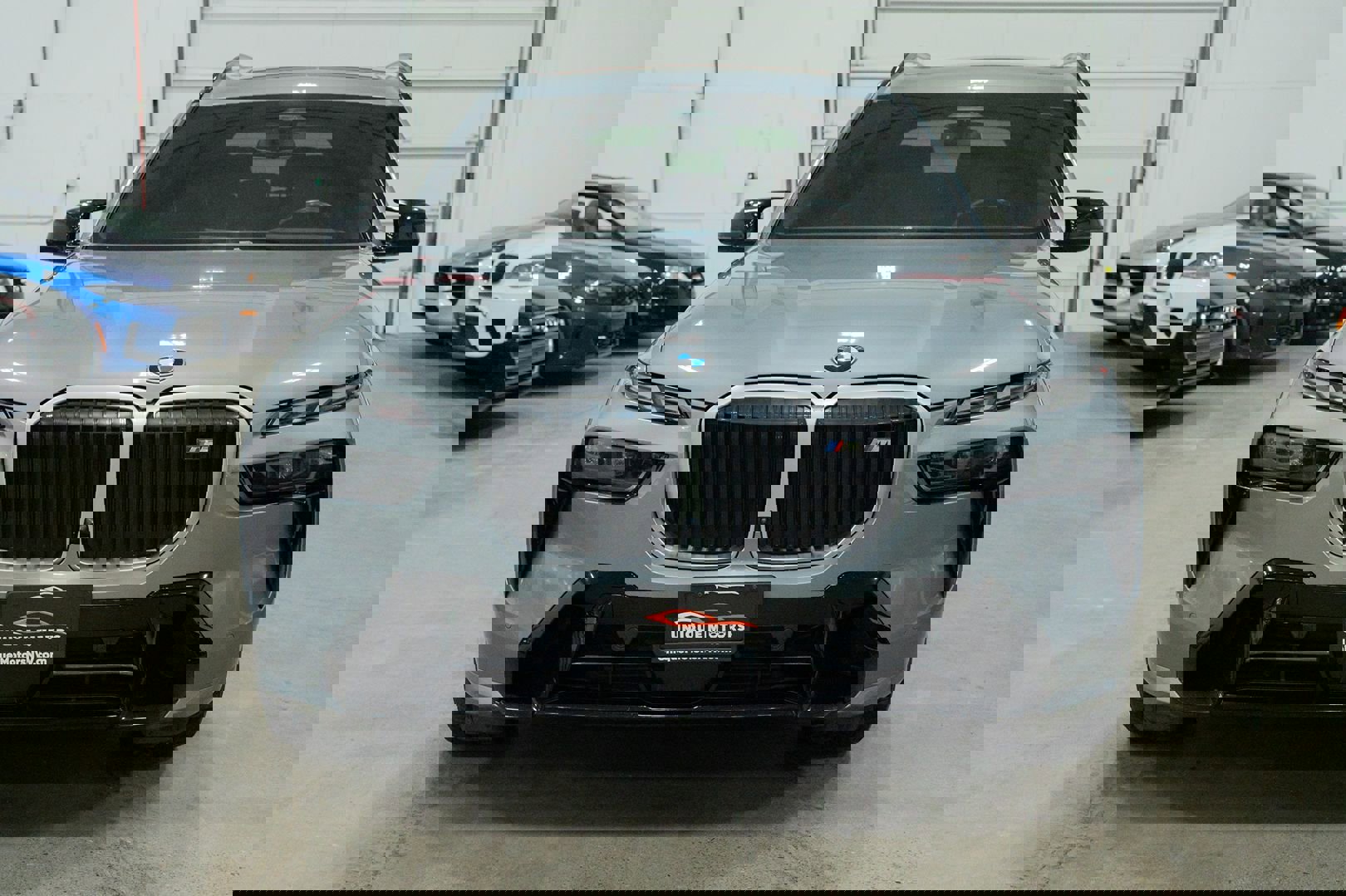 Used 2023 BMW X7 M60i image 2