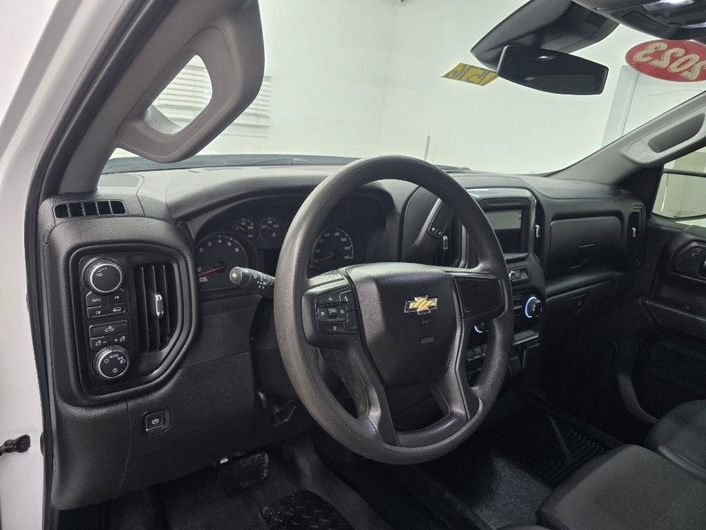 Used 2023 Chevrolet Silverado 1500 W/T w/ WT Value Package AWD/4WD image 11