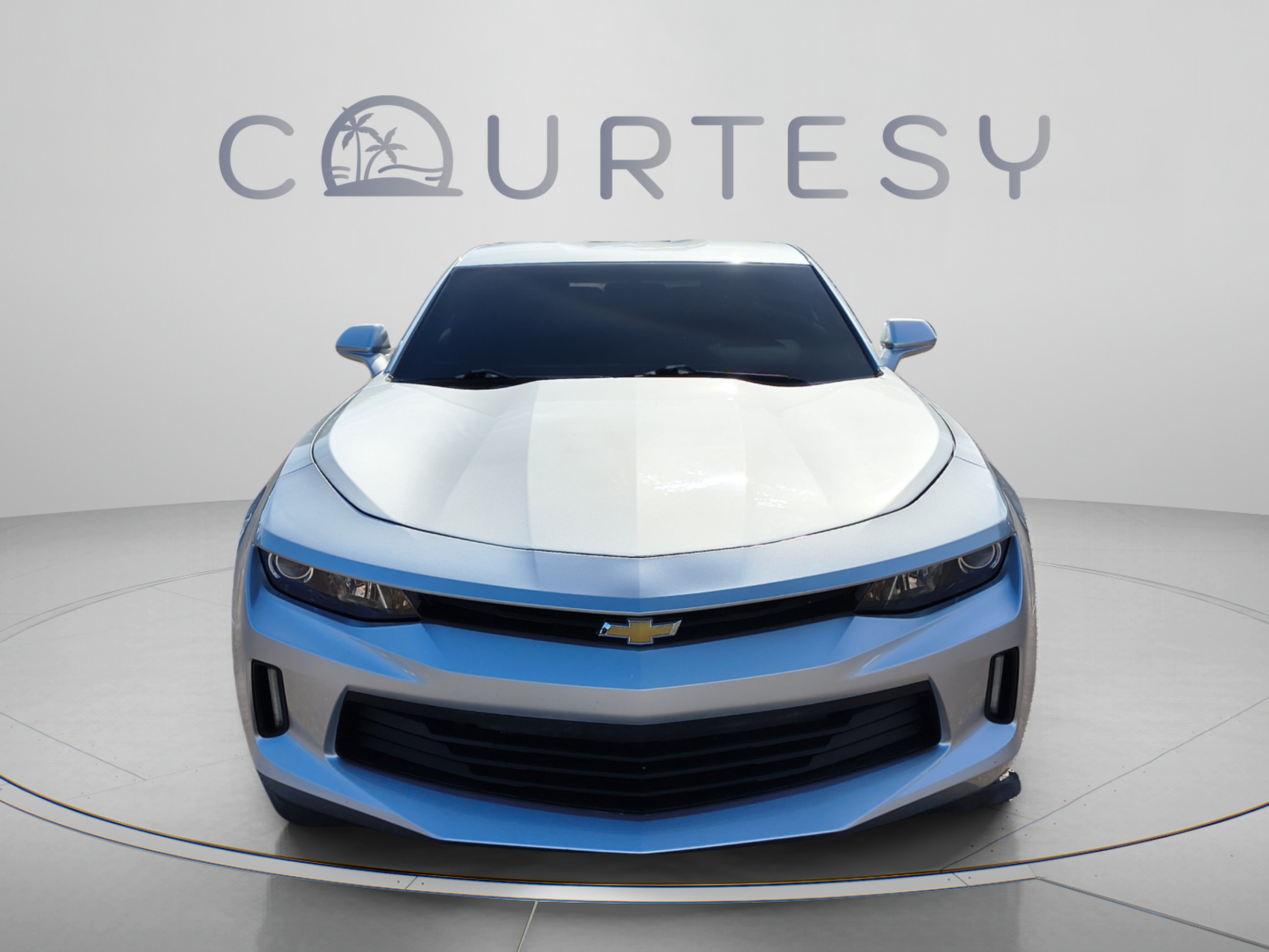 Used 2018 Chevrolet Camaro LT RWD image 10