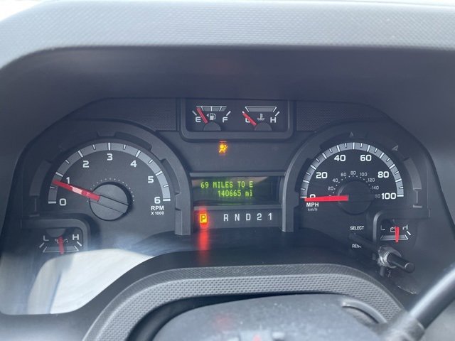 Used 2013 Ford E-350 and Econoline 350 XLT image 21