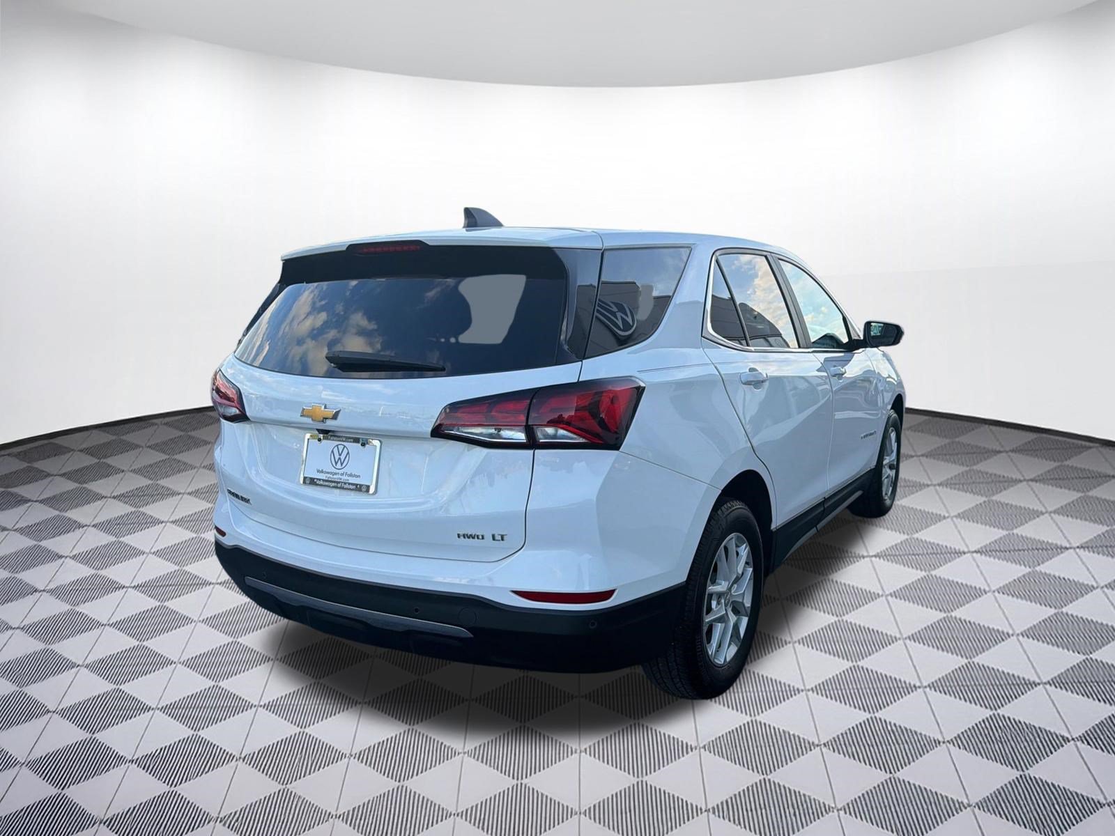 Used 2023 Chevrolet Equinox LT AWD/4WD image 9