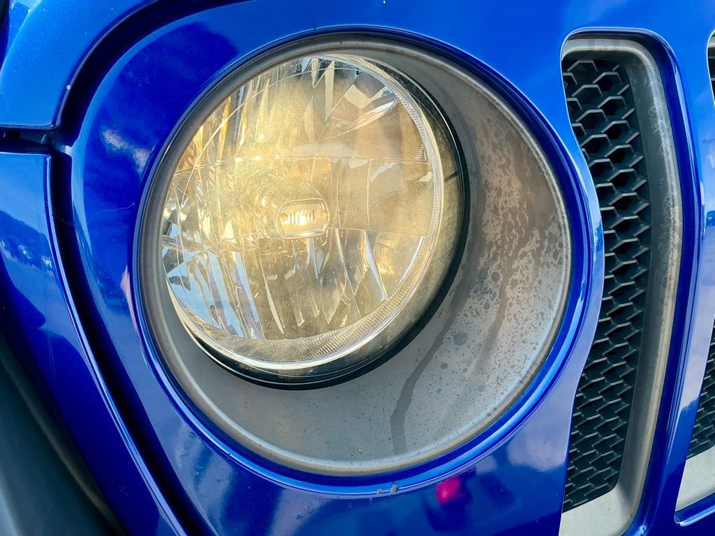 Used 2018 Jeep Wrangler Unlimited Rubicon image 8