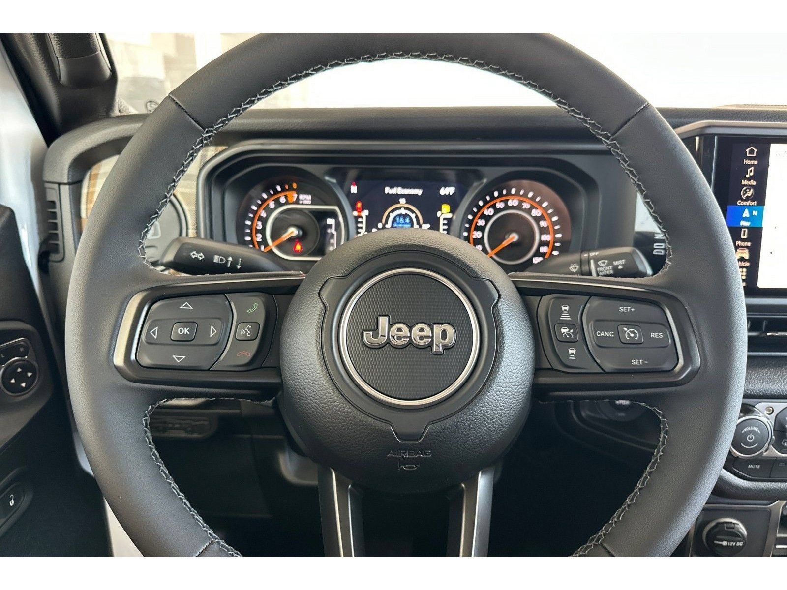 New 2026 Jeep Gladiator Sport AWD/4WD image 24