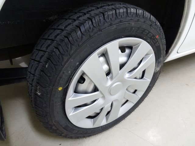 Used 2021 Nissan NV200 S image 7