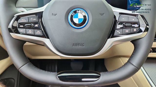 Used 2025 BMW i4 eDrive40 w/ Premium Package RWD image 41