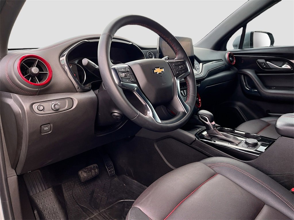 Used 2024 Chevrolet Blazer RS w/ Driver Confidence II Package image 9