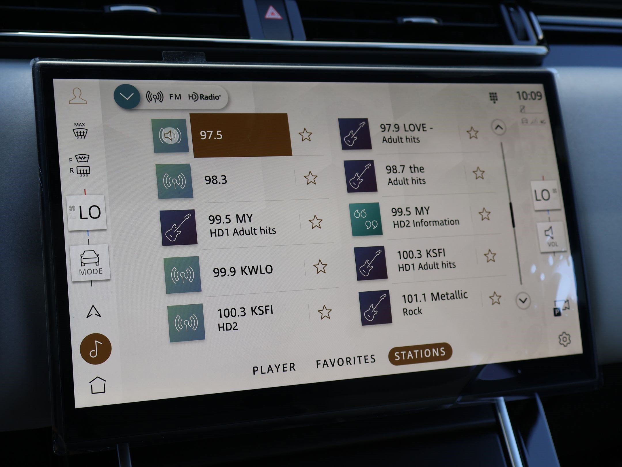 New 2026 Land Rover Range Rover Velar Belgravia AWD/4WD image 15