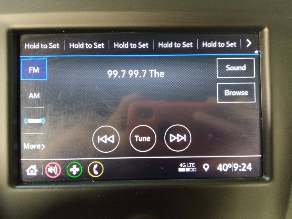 Used 2020 Chevrolet Equinox LT image 25