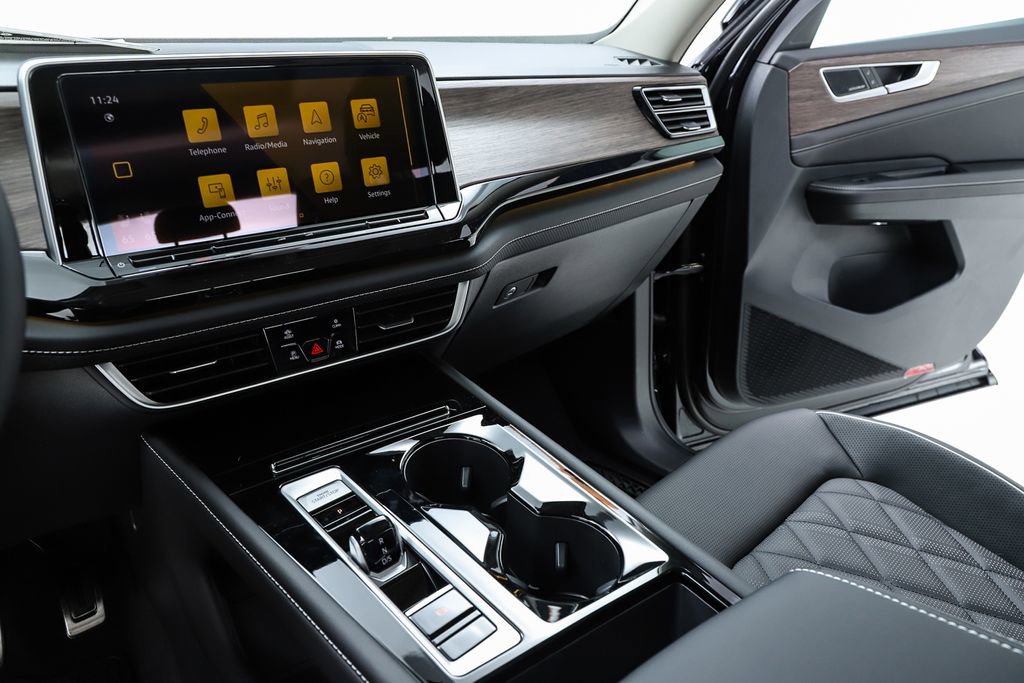 New 2026 Volkswagen Atlas SEL Premium R-Line image 23
