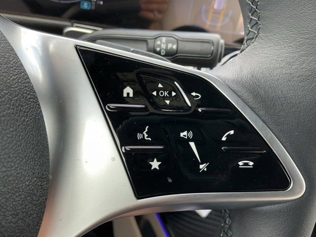 New 2025 Mercedes-Benz GLB 250 image 25