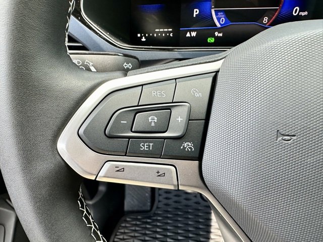 New 2024 Volkswagen Taos SE image 27
