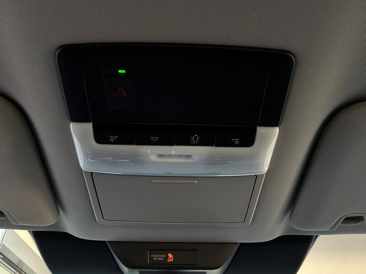 Used 2025 Nissan Pathfinder SV AWD/4WD image 19