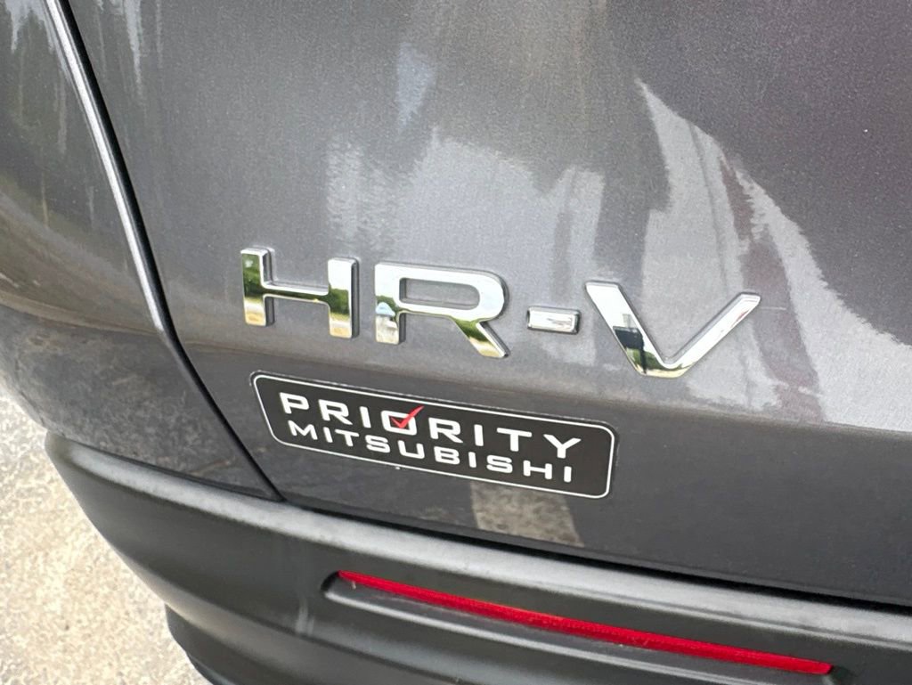 Used 2023 Honda HR-V LX image 26