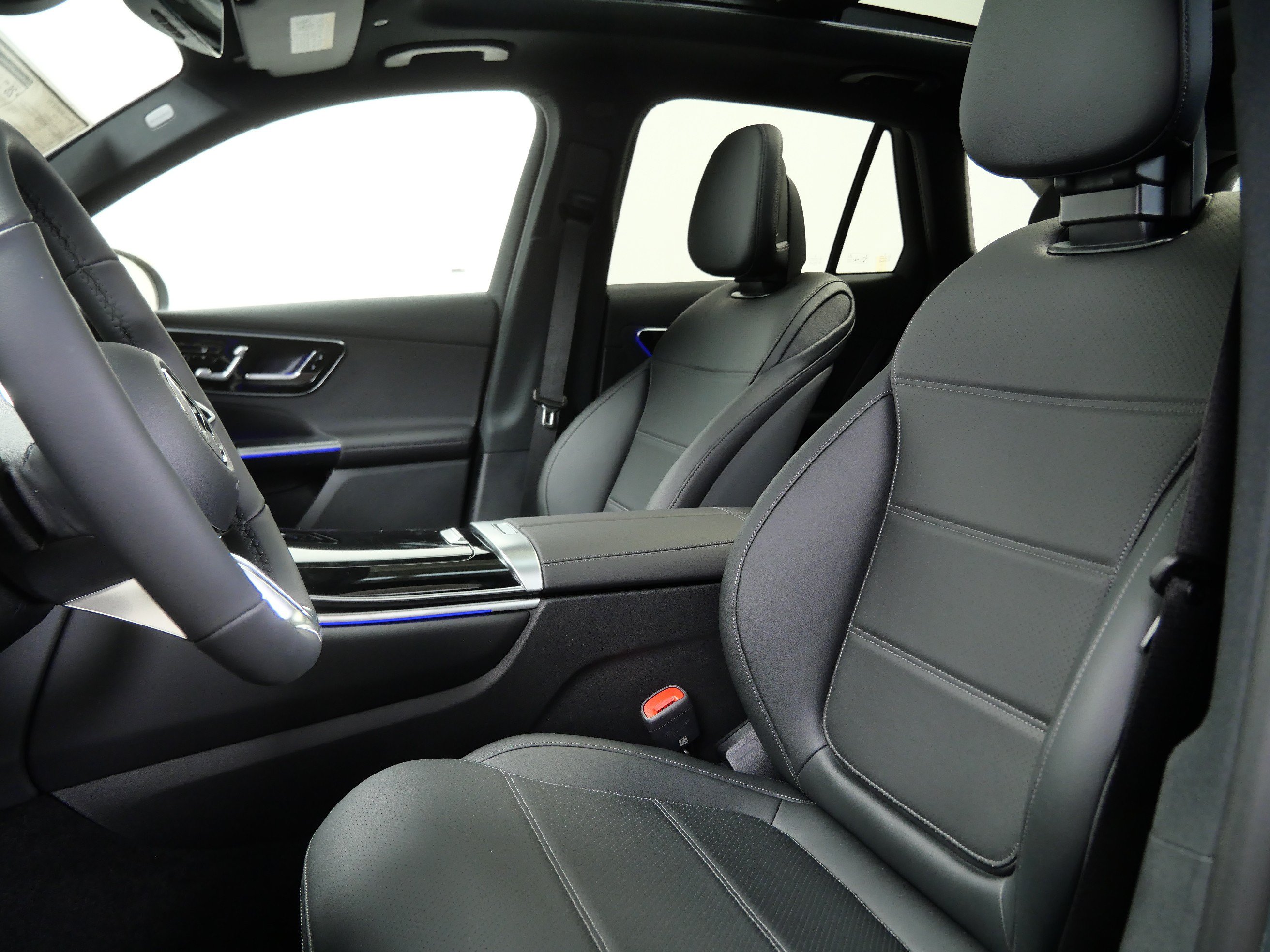 New 2026 Mercedes-Benz GLC 300 4MATIC image 8
