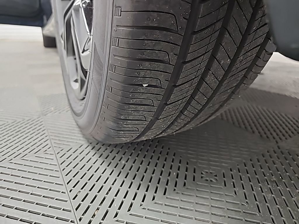 Used 2025 Honda Accord SE image 41