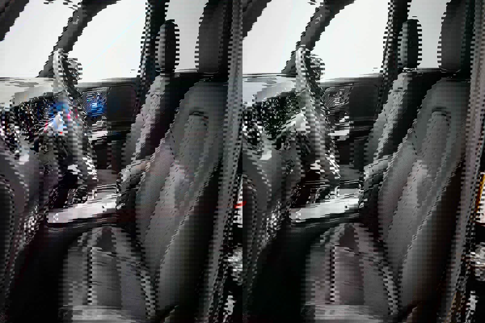 Used 2026 Mercedes-Benz GLB 250 image 17