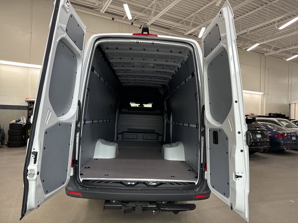 New 2025 Mercedes-Benz Sprinter 3500 image 18
