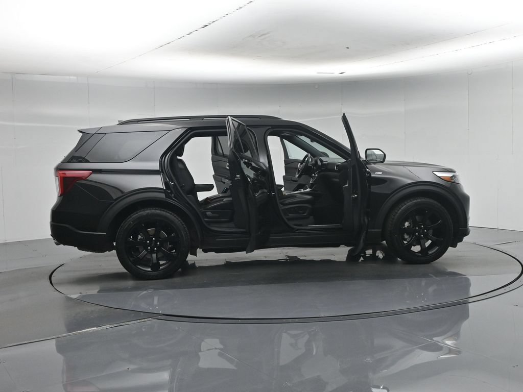 Certified 2023 Ford Explorer ST-Line w/ Class IV Trailer Tow Package RWD image 5