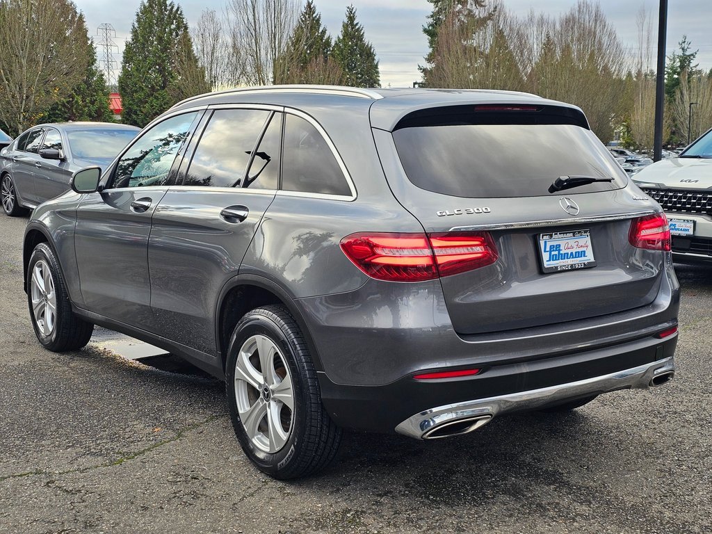 Used 2018 Mercedes-Benz GLC 300 4MATIC image 7