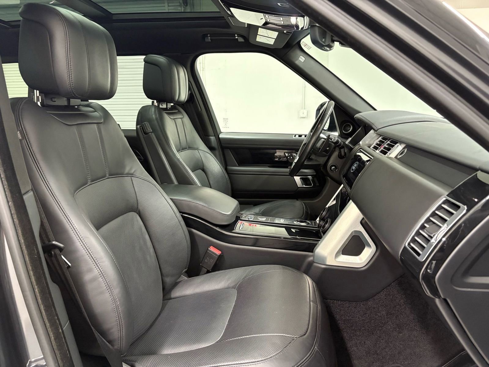 Used 2020 Land Rover Range Rover HSE AWD/4WD image 15