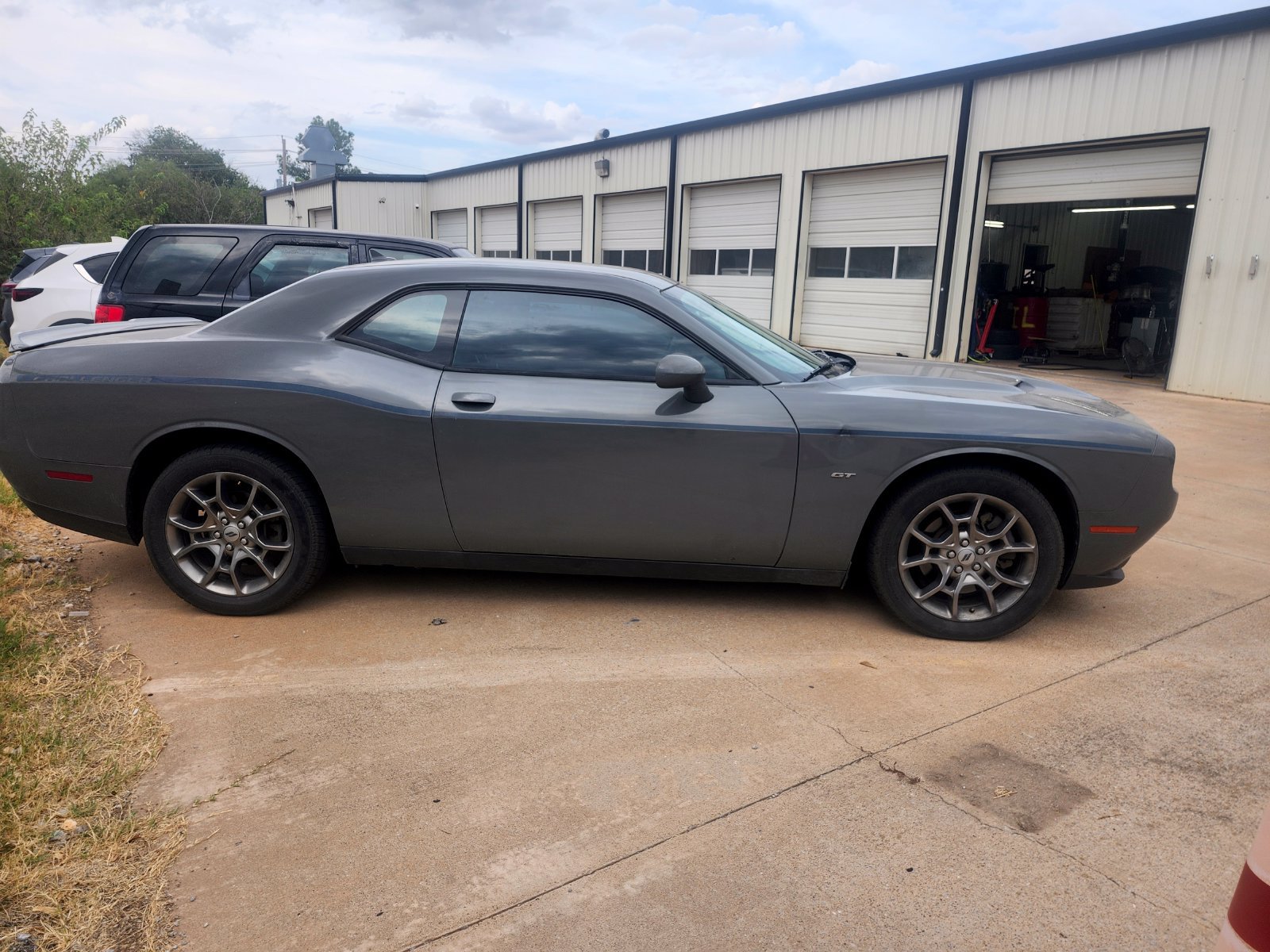 Used 2017 Dodge Challenger GT AWD/4WD image 4