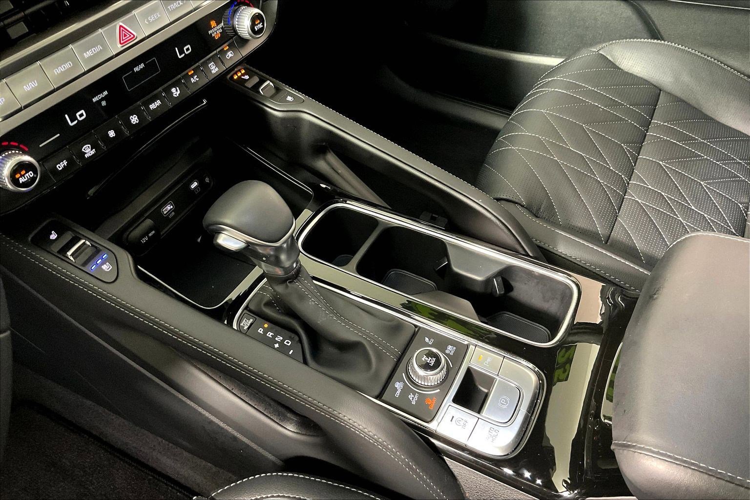 Used 2025 Kia Telluride EX X-Line image 18