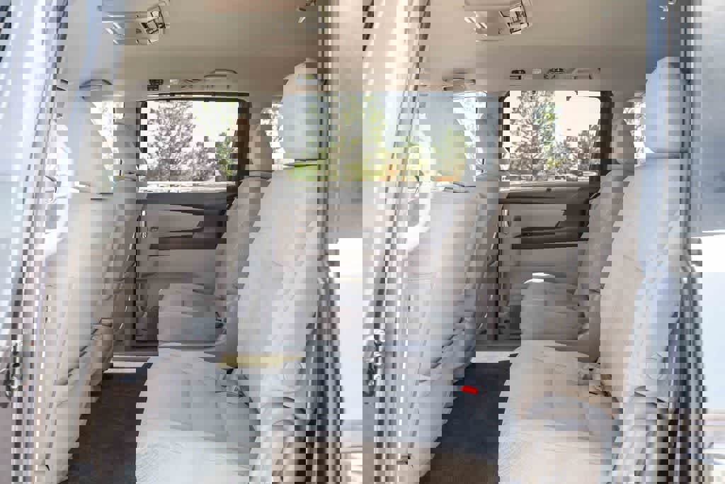 Used 2017 Honda Odyssey SE image 18