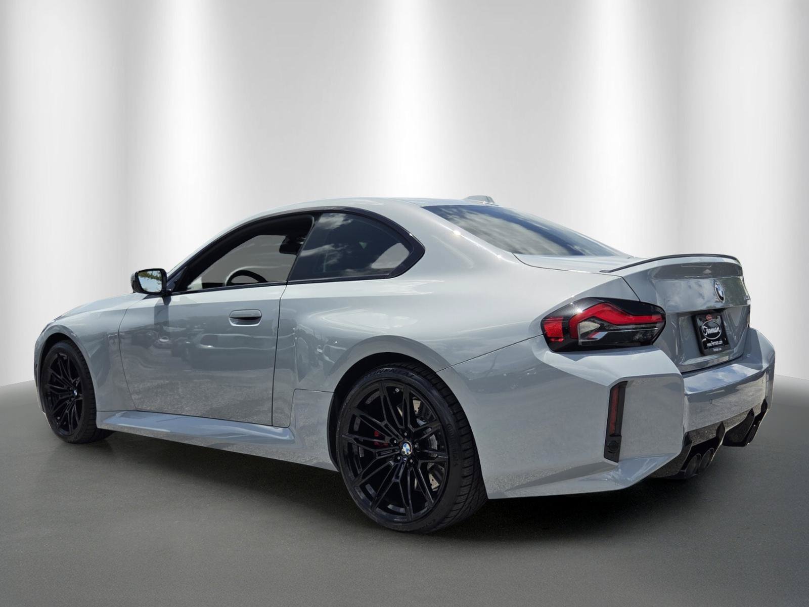 Used 2023 BMW M2 RWD image 5