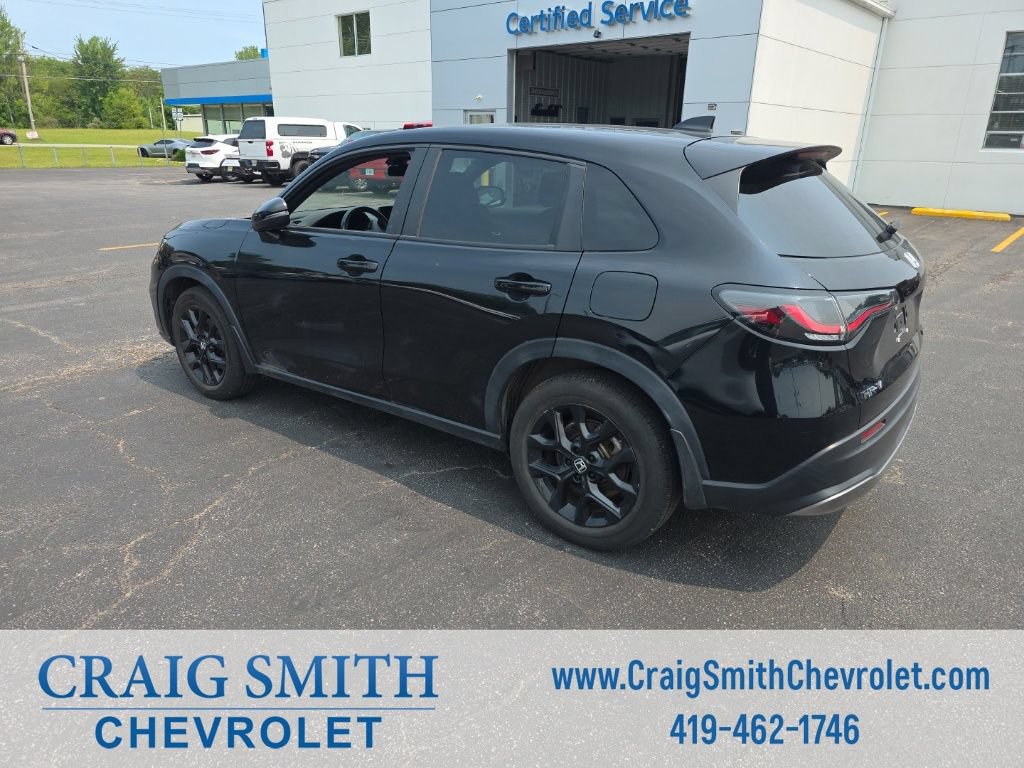 Used 2023 Honda HR-V Sport image 3