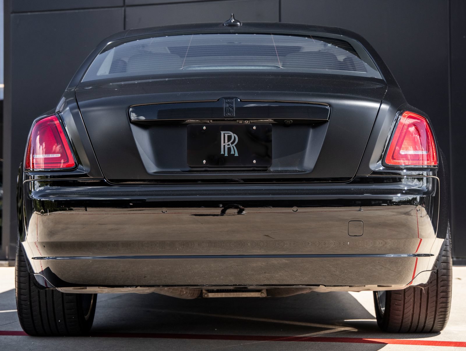 Used 2015 Rolls-Royce Ghost RWD image 10
