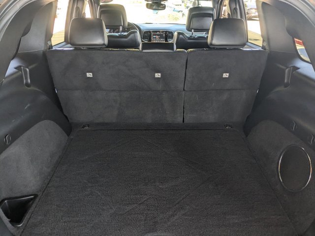 Used 2020 Jeep Grand Cherokee Altitude AWD/4WD image 6