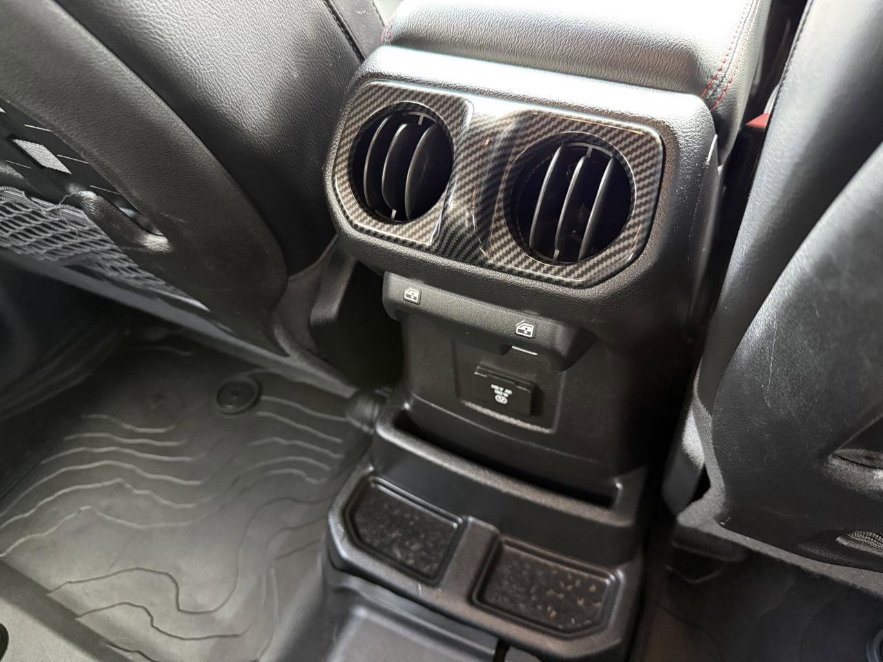 Used 2020 Jeep Wrangler Unlimited Rubicon w/ Quick Order Package 28Y Recon AWD/4WD image 43