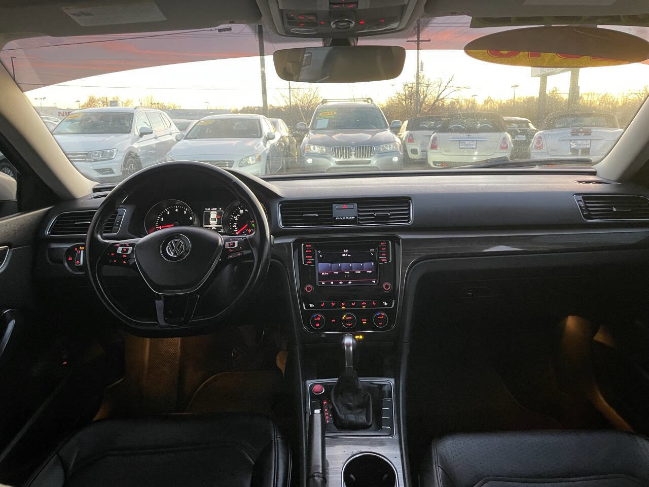 Used 2018 Volkswagen Passat 2.0T SE image 22