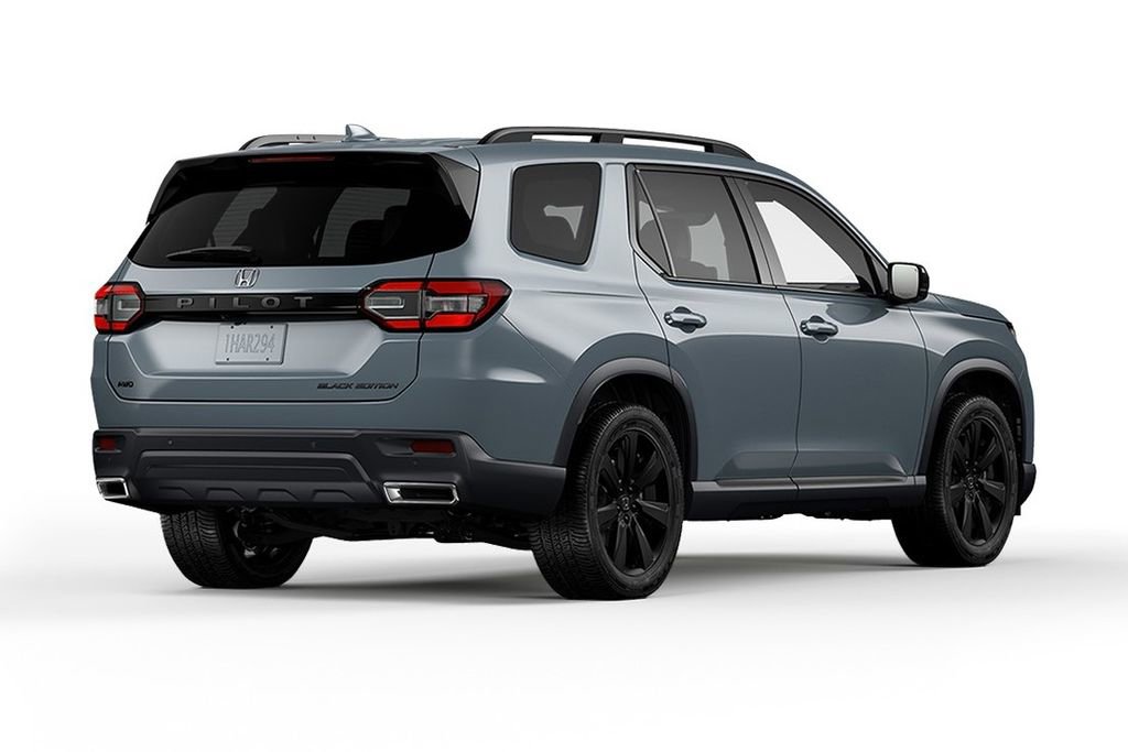 New 2026 Honda Pilot Black Edition image 5