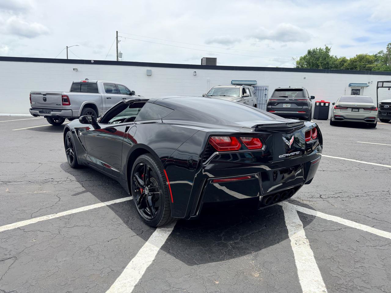 Used 2017 Chevrolet Corvette Stingray Coupe w/ 1LT RWD image 49
