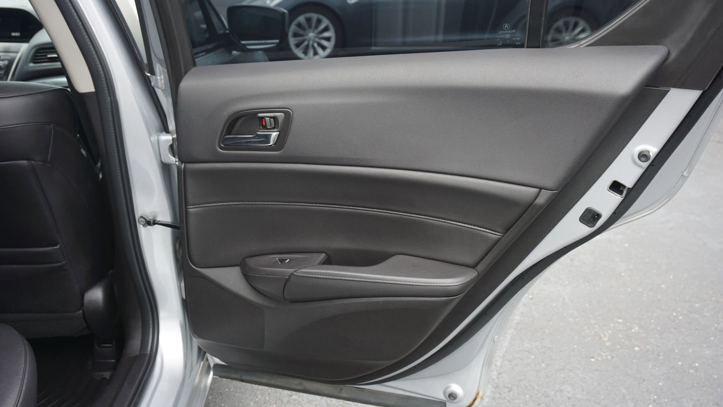 Used 2015 Acura ILX image 25