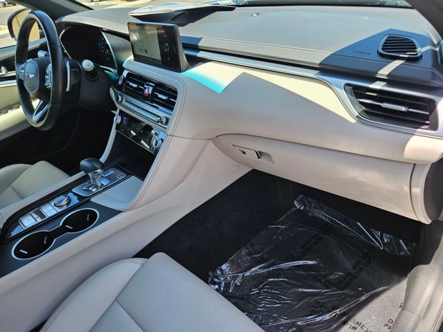 Used 2025 Genesis G70 2.5T image 21