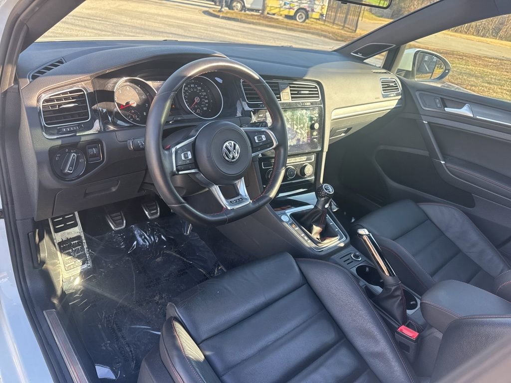 Used 2019 Volkswagen GTI SE image 14