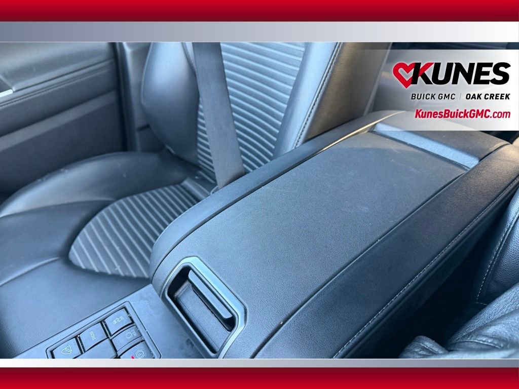 Used 2024 Toyota Highlander XSE image 21