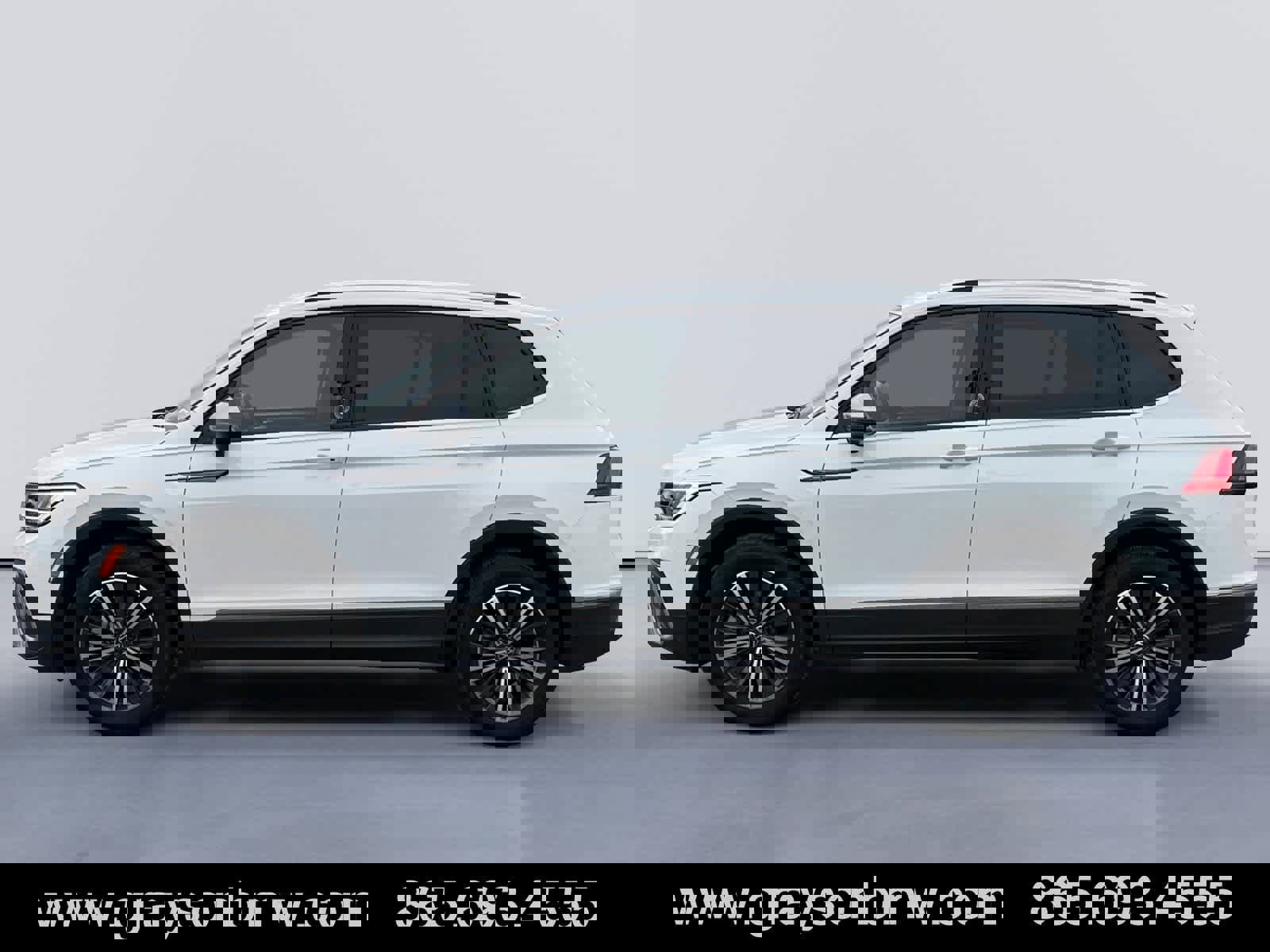 Used 2024 Volkswagen Tiguan Wolfsburg Edition image 6