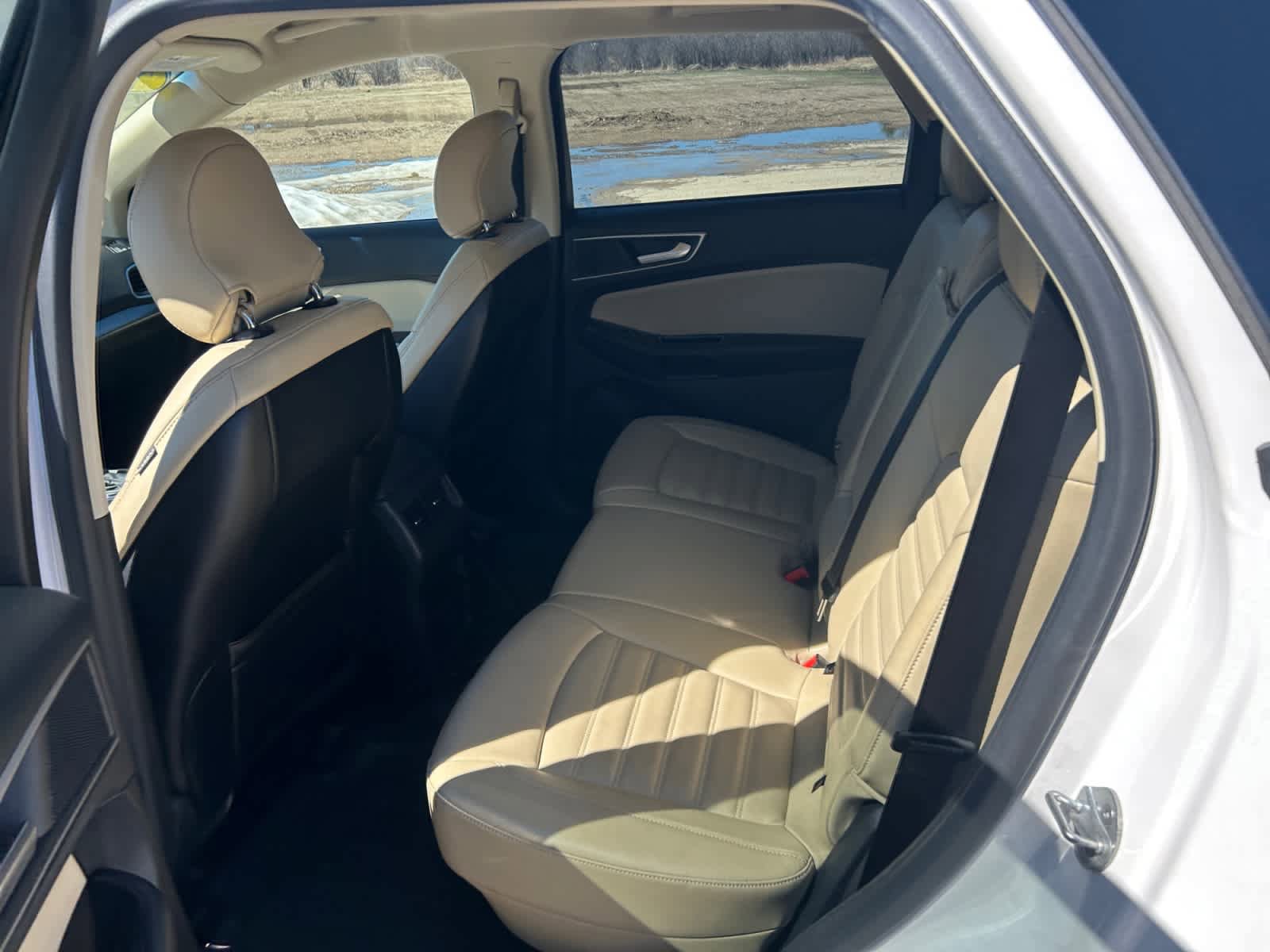 Used 2017 Ford Edge SEL w/ Equipment Group 201A image 16