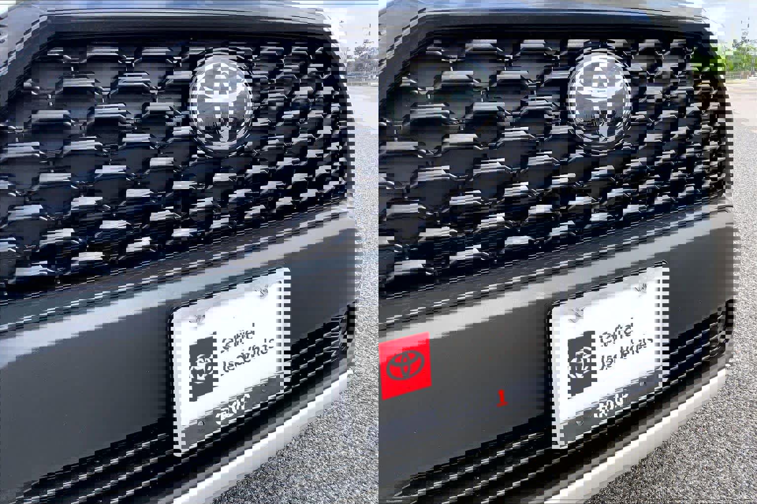 Used 2023 Toyota Corolla Cross LE FWD image 29