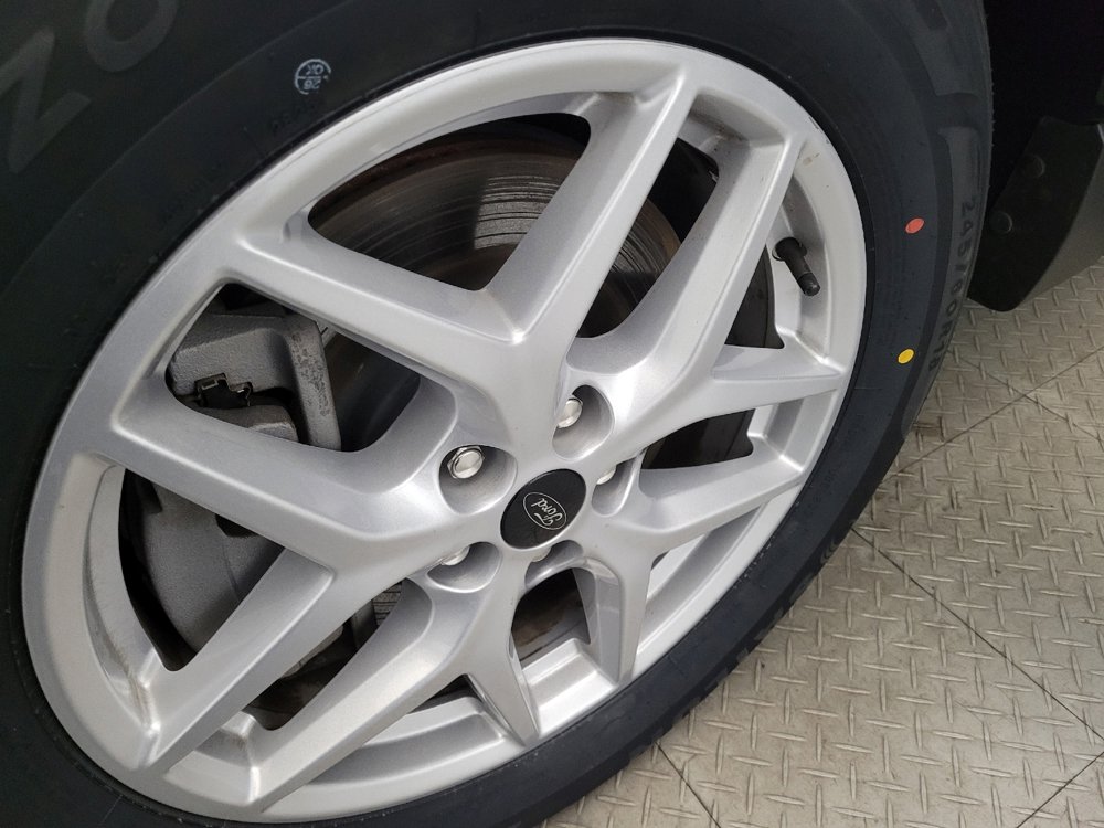 Used 2024 Ford Edge SEL image 31